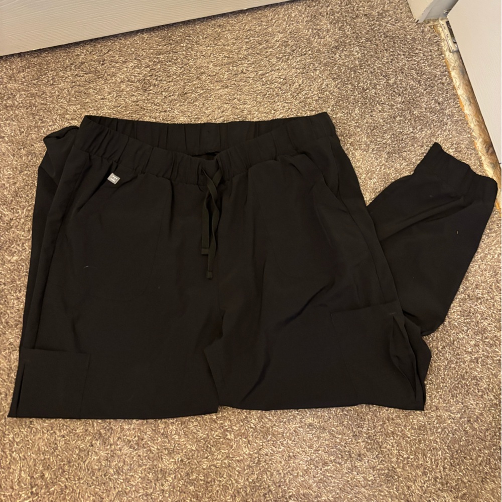 Hanes Scrubs.